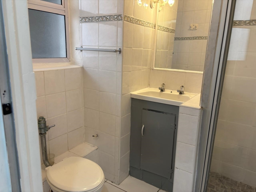 To Let 0 Bedroom Property for Rent in Sea Point Western Cape